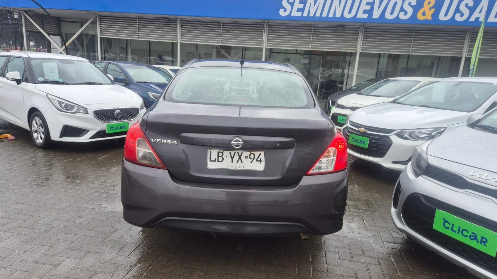 Nissan Versa 1.6 Sense 4x2 Mt 4p 2019 - Imagen 5 de 5