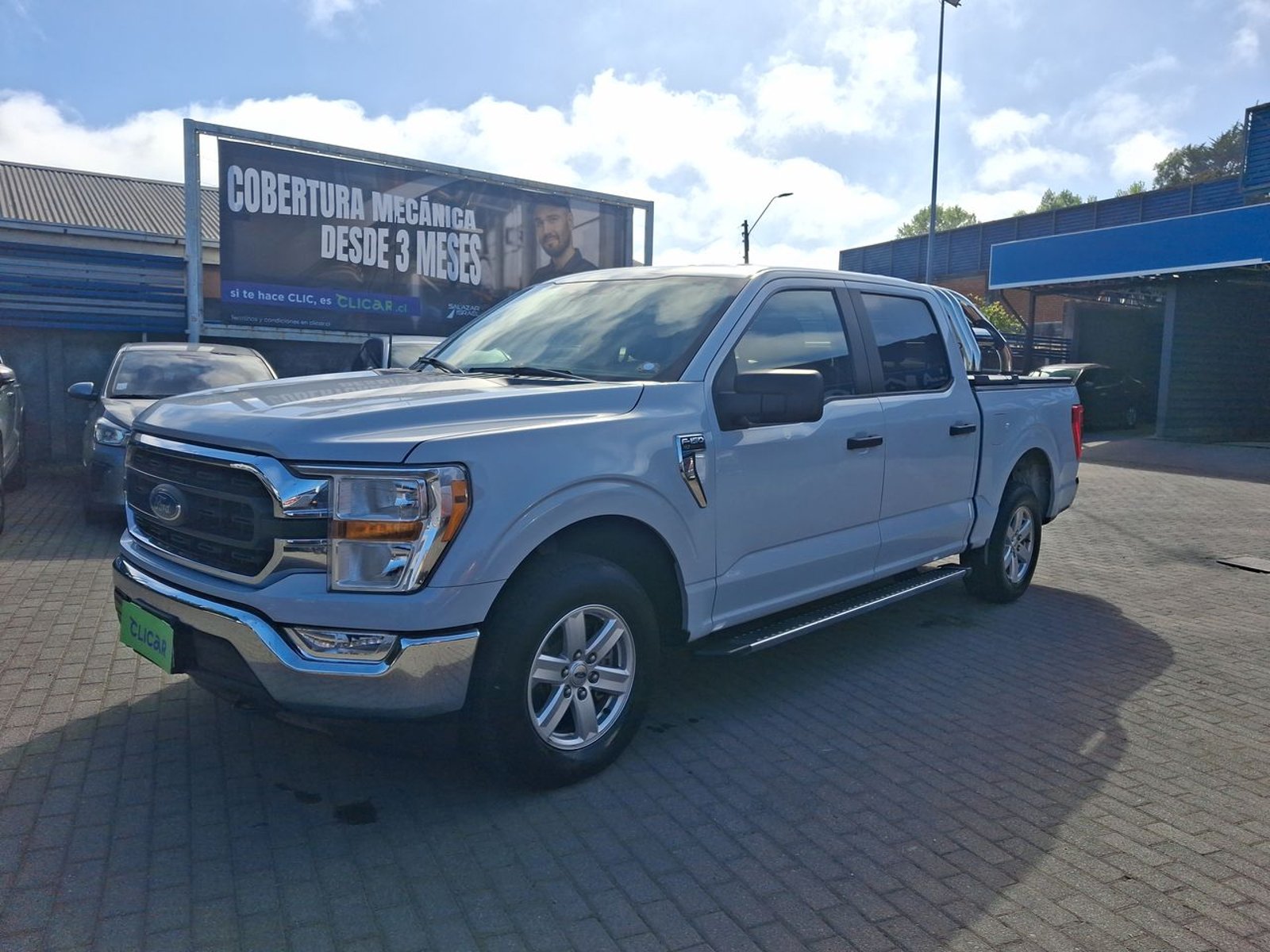Ford F-150 3.3 Xlt Cc Dob. Cab. 4x2 At 4p 2022 - Foto 3 de 8