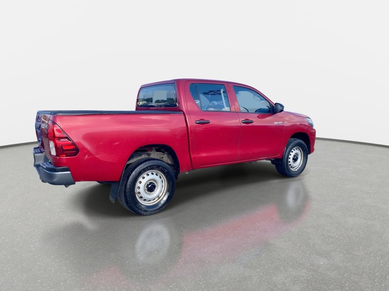 Toyota Hilux 2.4 Dx Diesel 4x2 Dob. Cab. Mt 4p 2023 - Imagen 7 de 8
