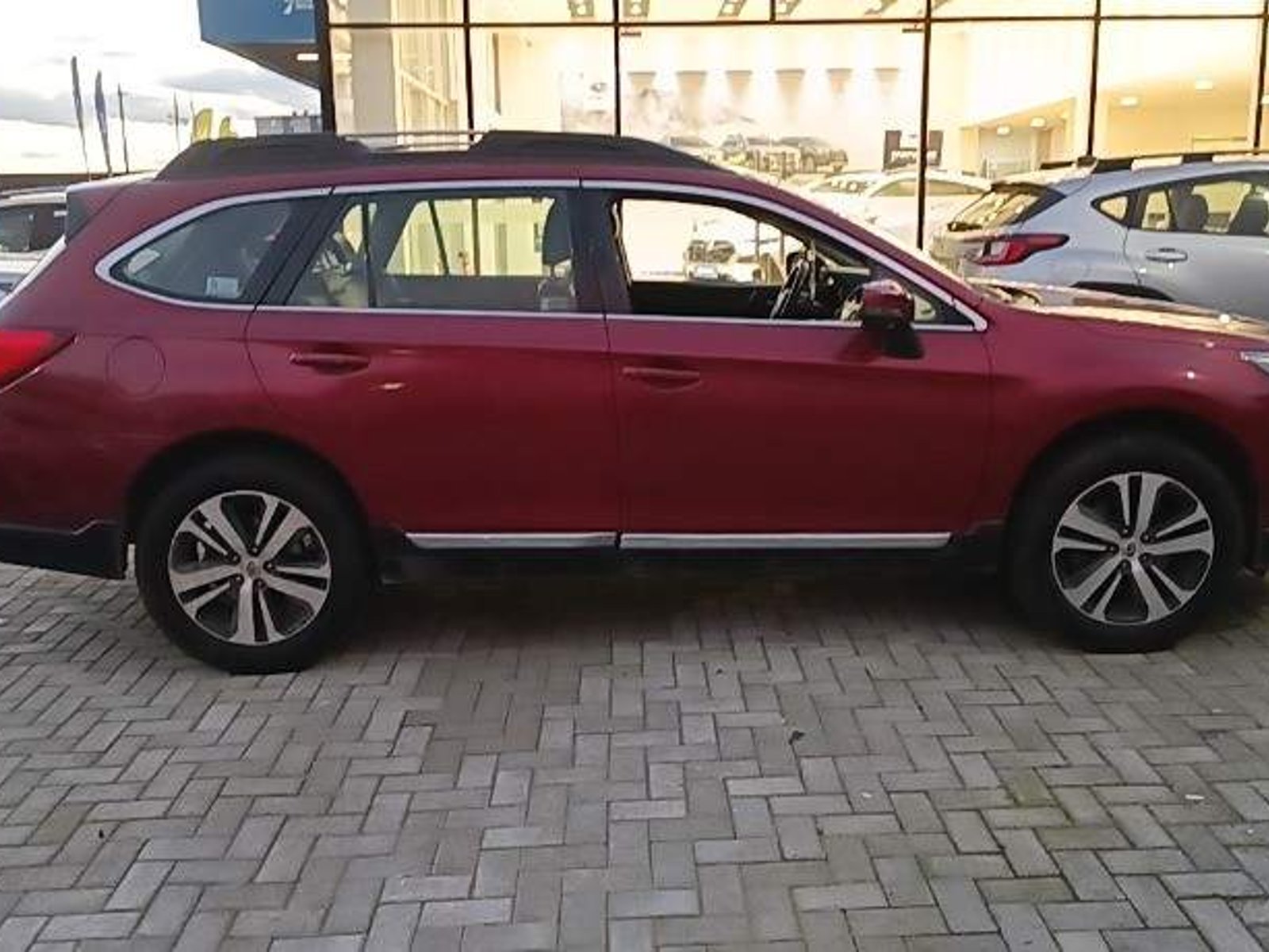 Subaru Outback 2.5i Cvt Limited Awd At 5p 2018 - Foto 3 de 5