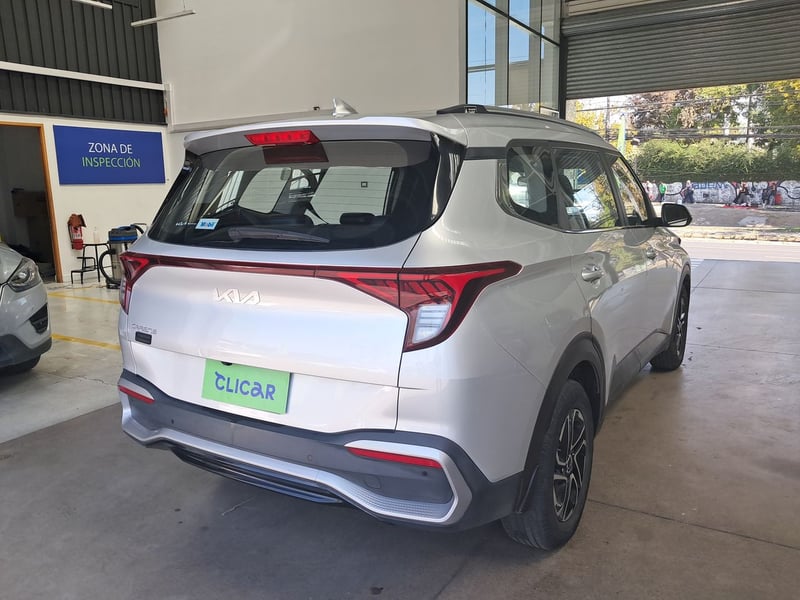 Kia Carens 1.4l Ex Turbo-gdi Full 4x2 7dct At 5p 2024 - Imagen 7 de 8