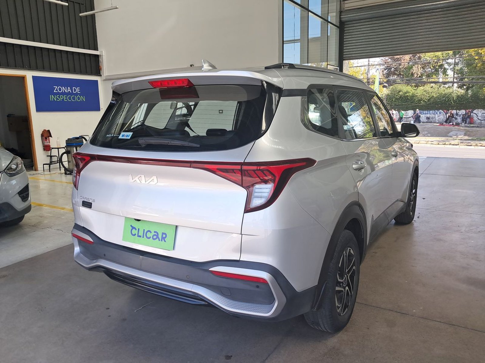 Kia Carens 1.4l Ex Turbo-gdi Full 4x2 7dct At 5p 2024 - Imagen 7 de 8
