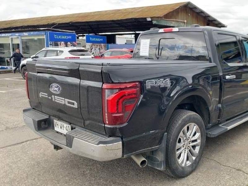 Ford F-150 5.0 Lariat Luxury Cc Dob. Cab. 4x4 At 4p 2025 - Imagen 4 de 5