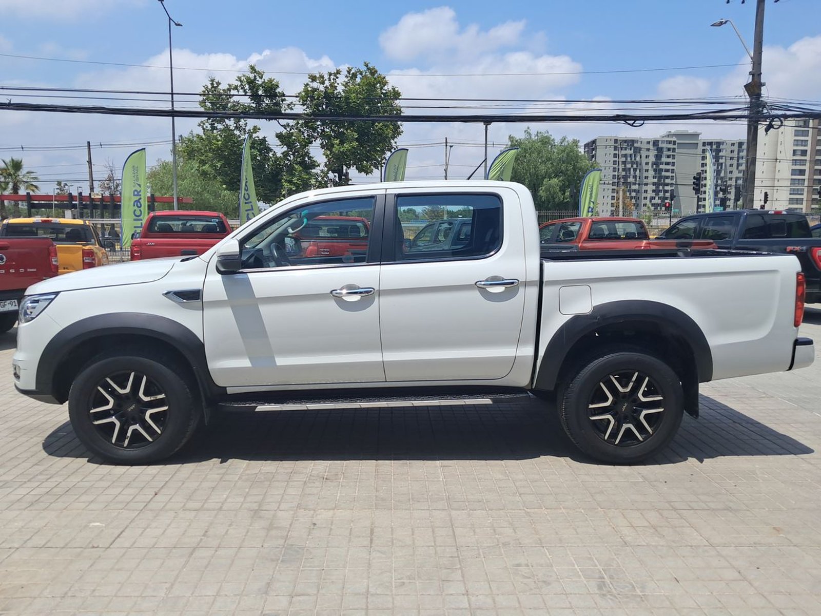 Jac T8 2.0 Luxury 4x4 Diesel Mt 4p 2022 - Foto 4 de 8