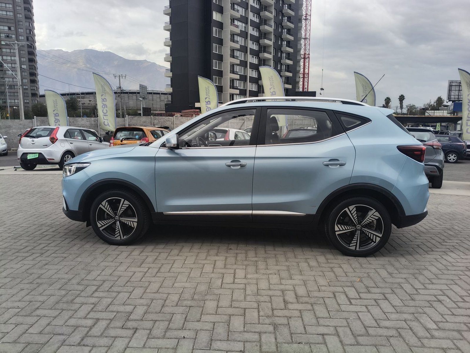 MG Mg Zs Ev Dlx 4x2 At 5p 2022 - Foto 4 de 8