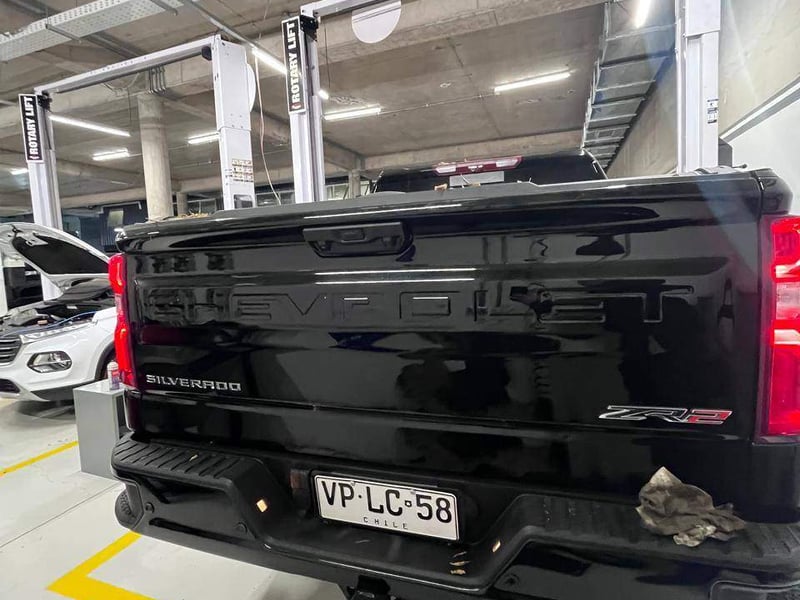 Chevrolet Silverado 6.2 Zr2 R 4x4 At 4p 2026 - Imagen 5 de 5