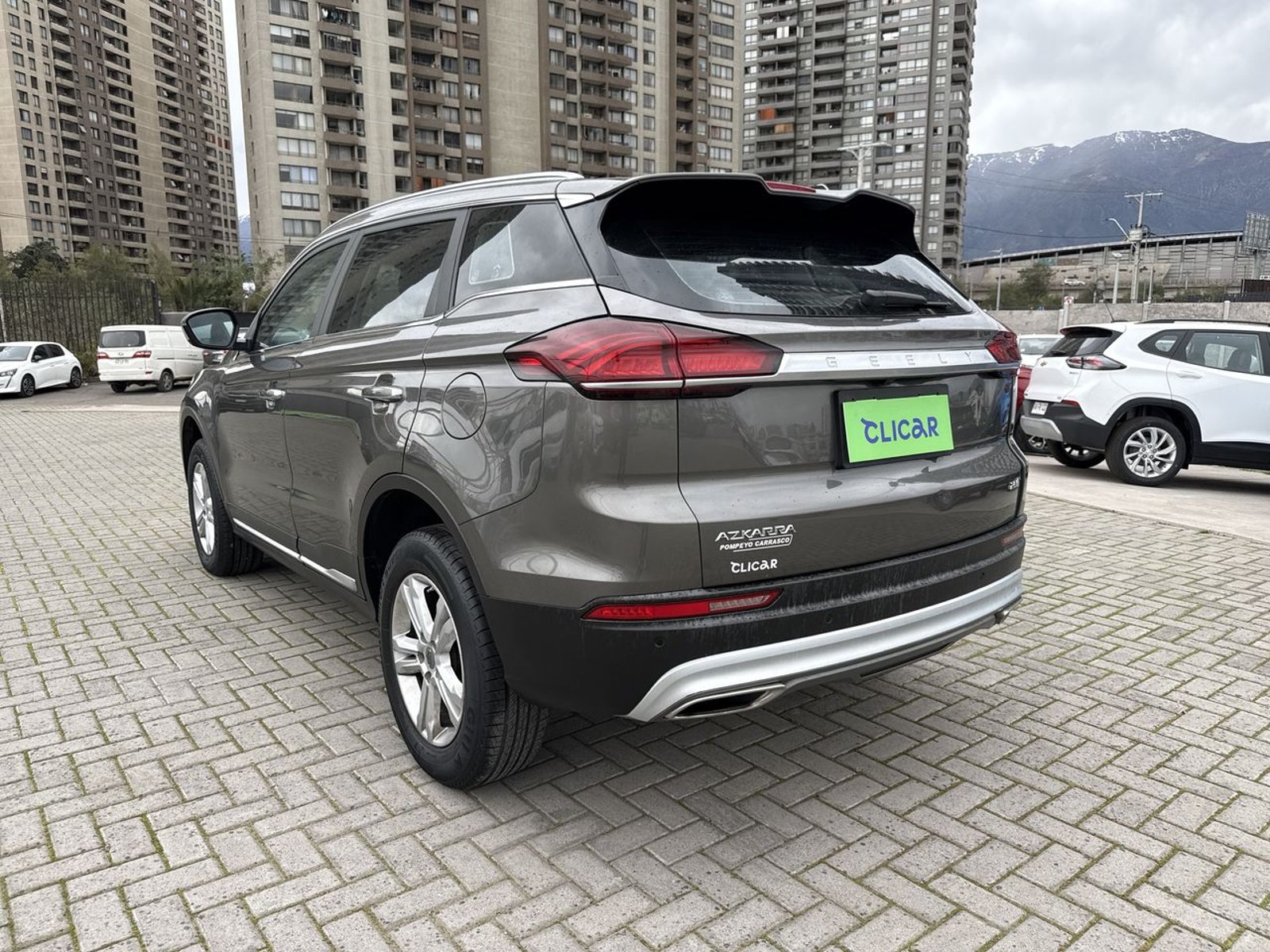 Geely Azkarra 1.5t Comfort 4x2 6at 5p 2022 - Foto 5 de 8