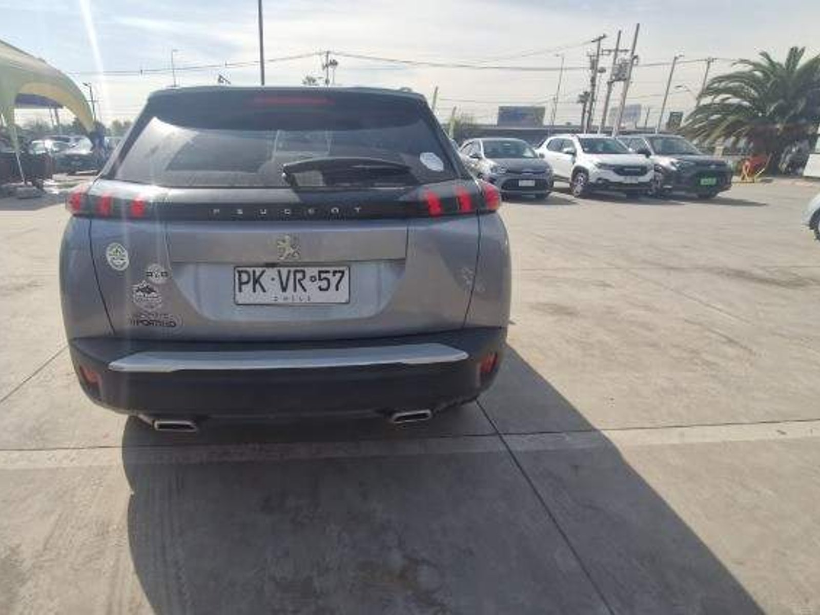 Peugeot 2008 1.2 Allure Puretech 4x2 130 At 5p 2021 - Foto 5 de 5