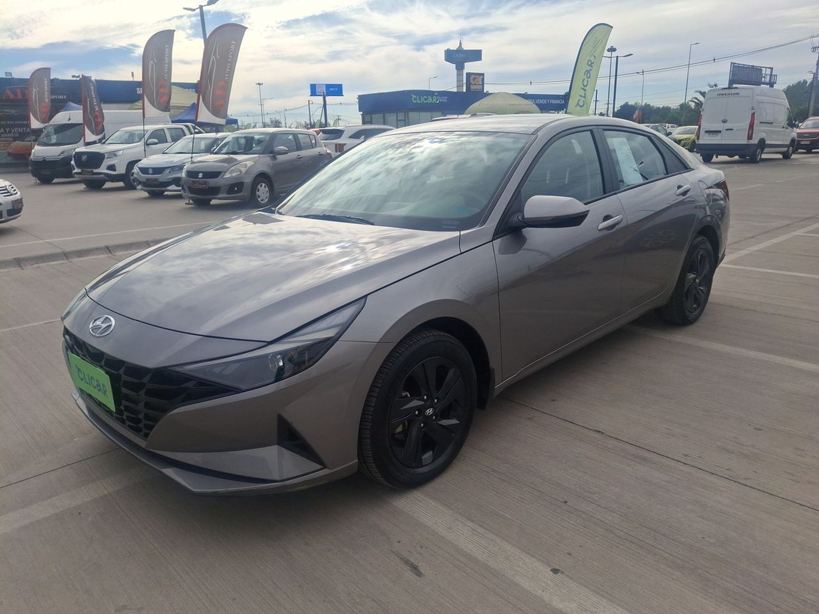 Hyundai Elantra 1.6 Cn7 Plus 4x2 Mt 4p 2024 - Foto 3 de 8