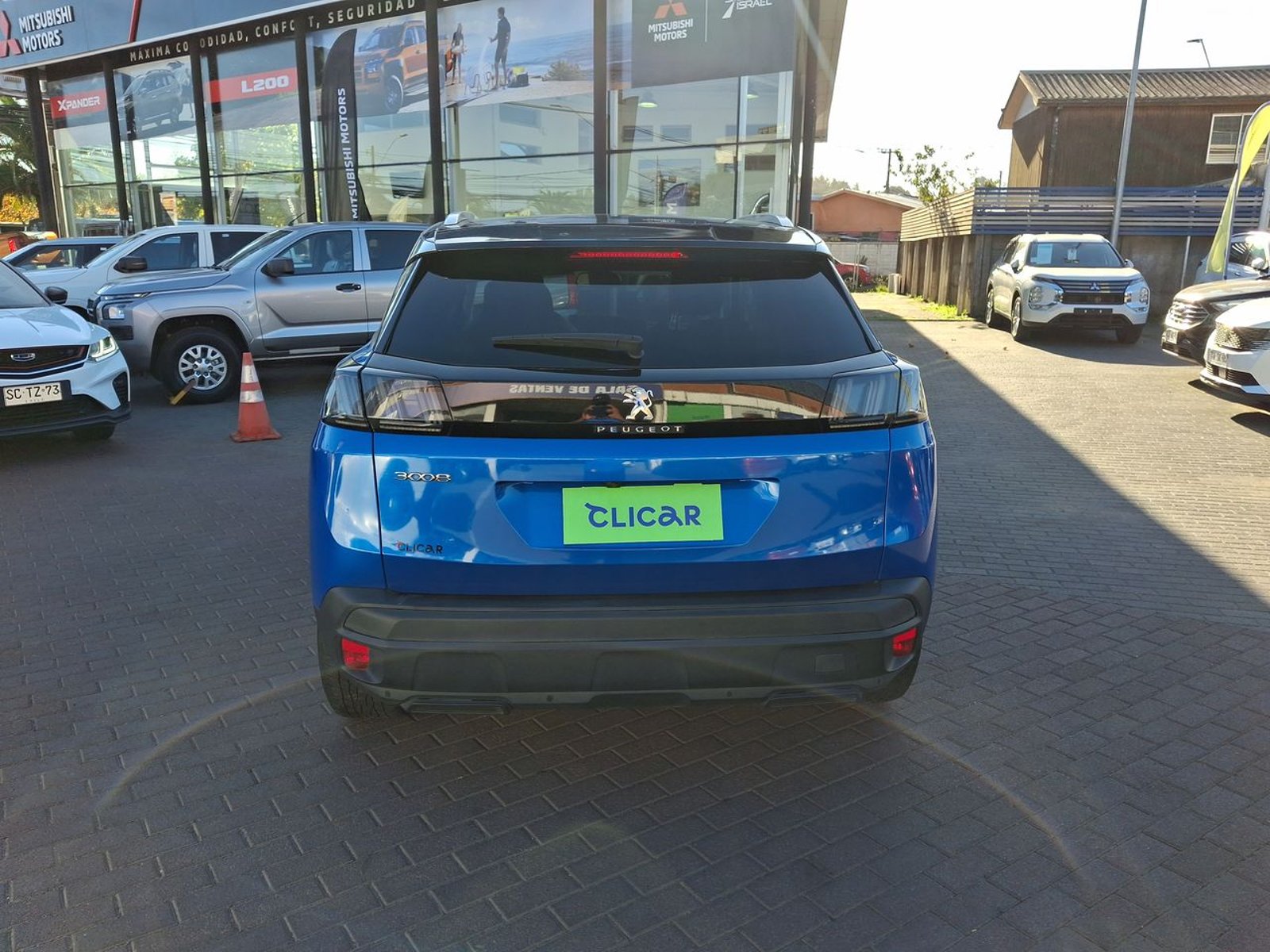 Peugeot 3008 1.5 Allure Pack Bluehdi 4x2 130 Eat8 5p 2022 - Imagen 6 de 8