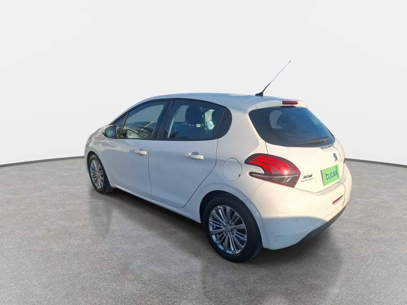 Peugeot 208 1.2 Active Pack Puretech 4x2 82hp Mt 5p 2019 - Imagen 5 de 8