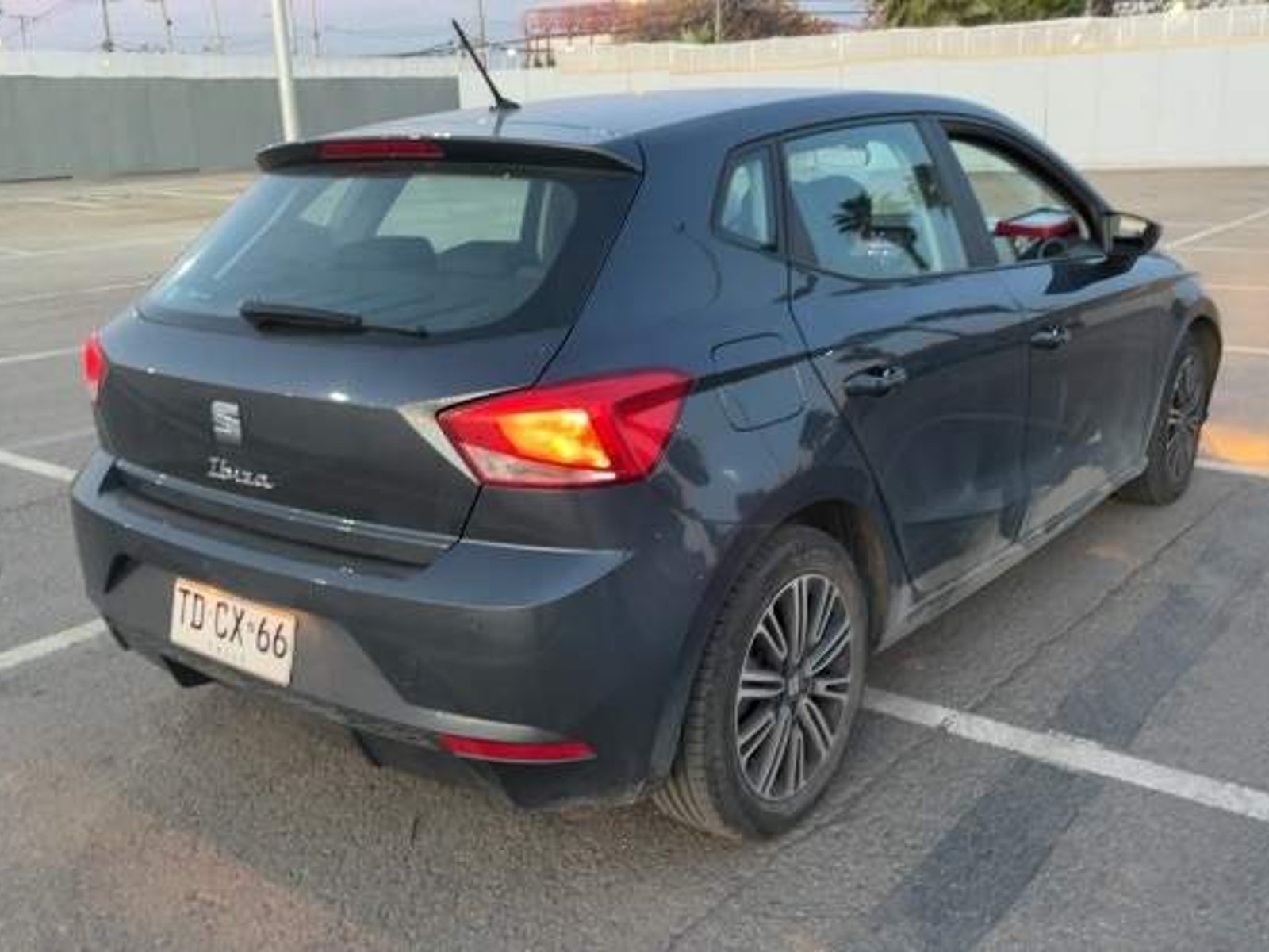 SEAT Ibiza 1.6 Style 4x2 Mt 5p 2024 - Foto 4 de 5