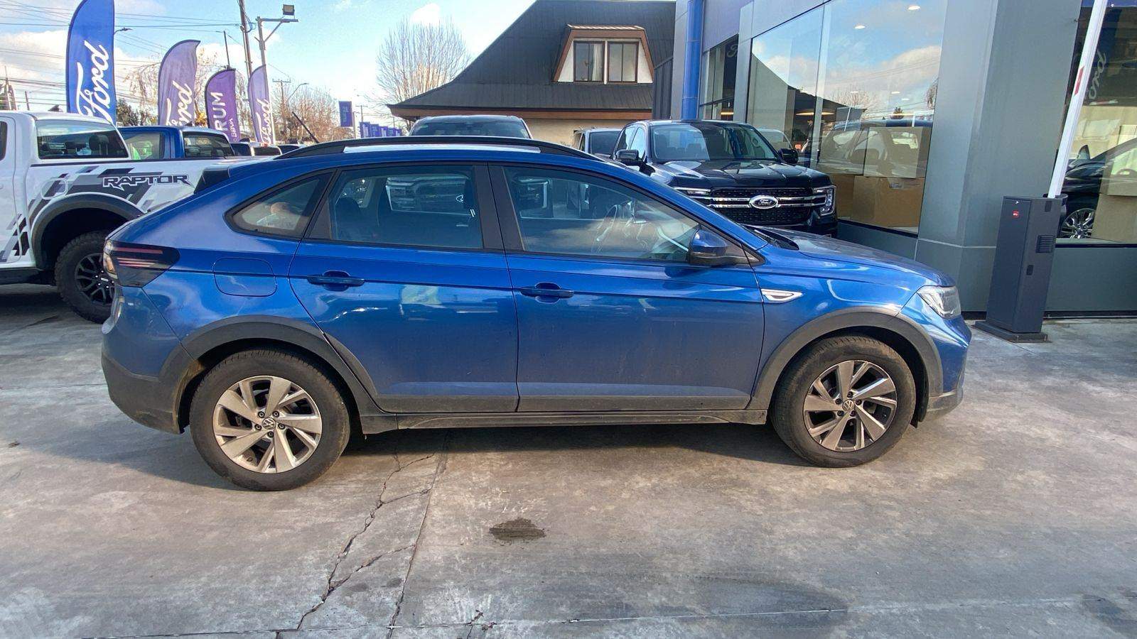 Volkswagen Nivus 1.0 Tsi Comfortline 4x2 At 5p 2023 - Foto 3 de 8