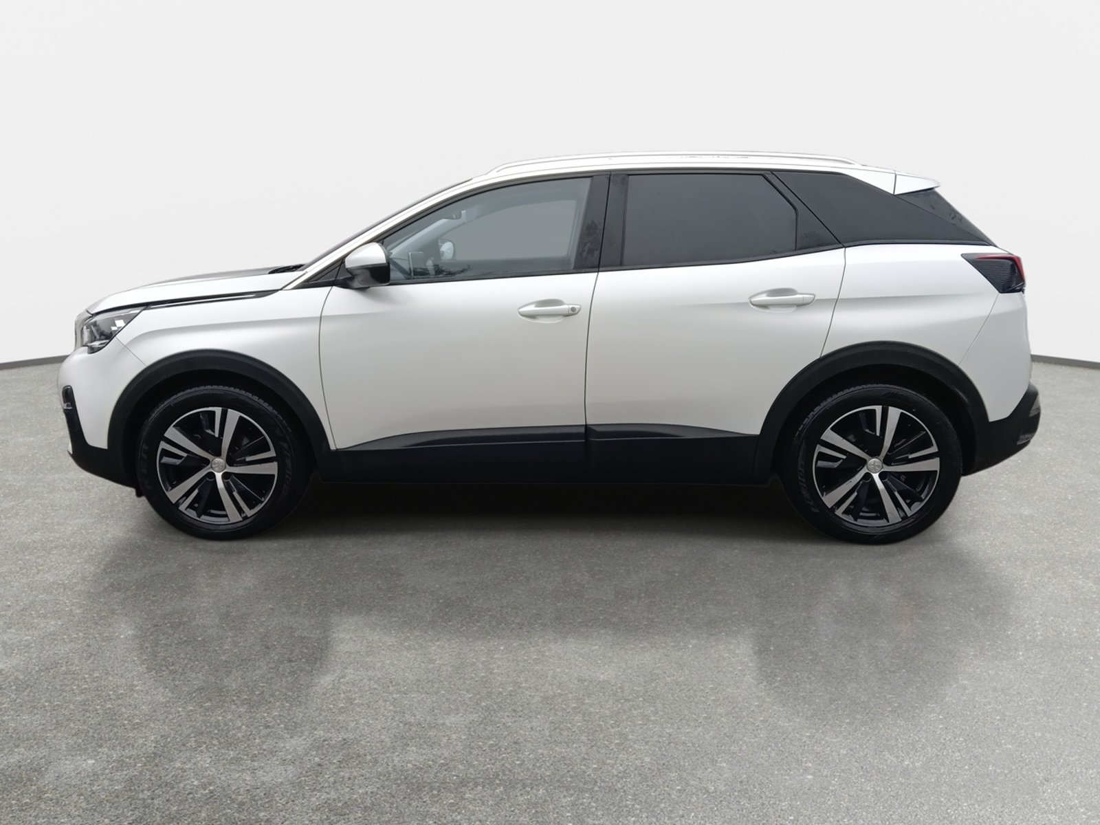 Peugeot 3008 1.5 Active Bluehdi 4x2 130 Mt6 5p 2020 - Foto 4 de 8