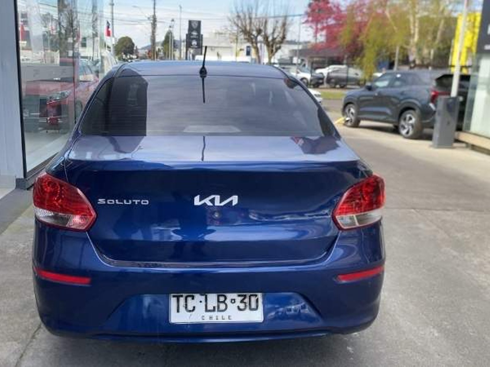 Kia Soluto 1.4 Lx 4x2 Ac Mt 4p 2024 - Foto 5 de 5