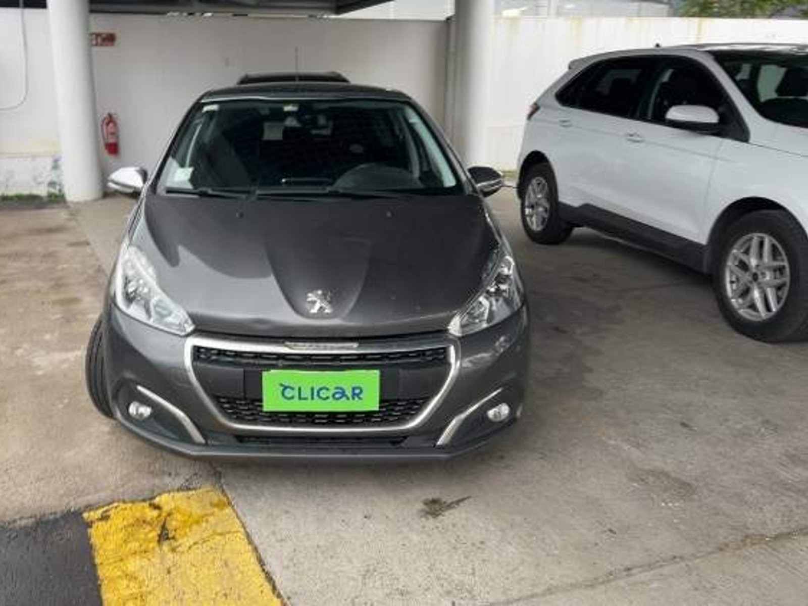 Peugeot 208 1.5 Signature+ Bluehdi Diesel 4x2 100 Mt5 5p 2020 - Foto 2 de 5