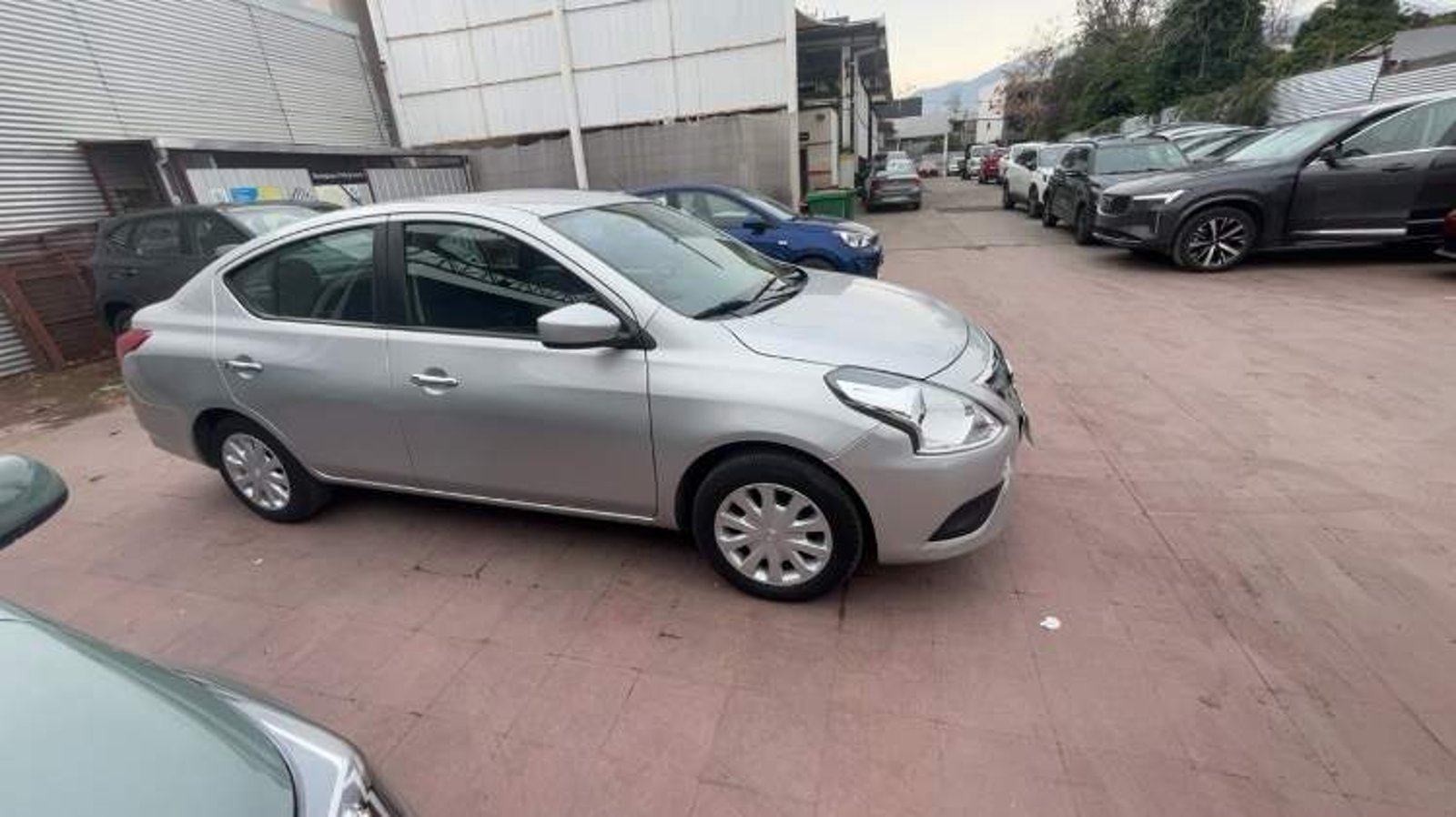 Nissan Versa 1.6 Sense 4x2 4at 4p 2016 - Imagen 3 de 5