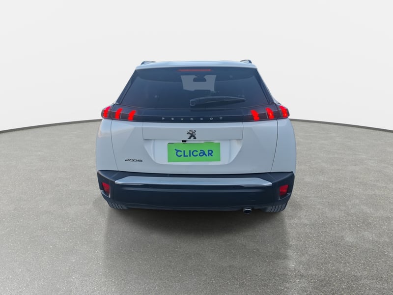 Peugeot 2008 1.5 Allure Bluehdi 130 4x2 At 5p 2023 - Imagen 6 de 8