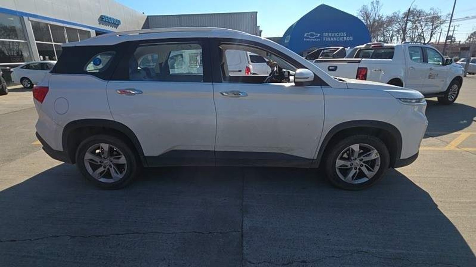 Chevrolet Captiva 1.5t Lt Fwd Mt 5p 2022 - Imagen 3 de 5