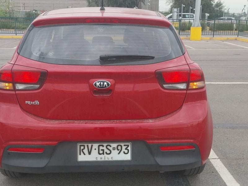 Kia Rio 5 1.4 Ex Full 4x2 Hb Ci 6mt 5p 2022 - Imagen 5 de 5