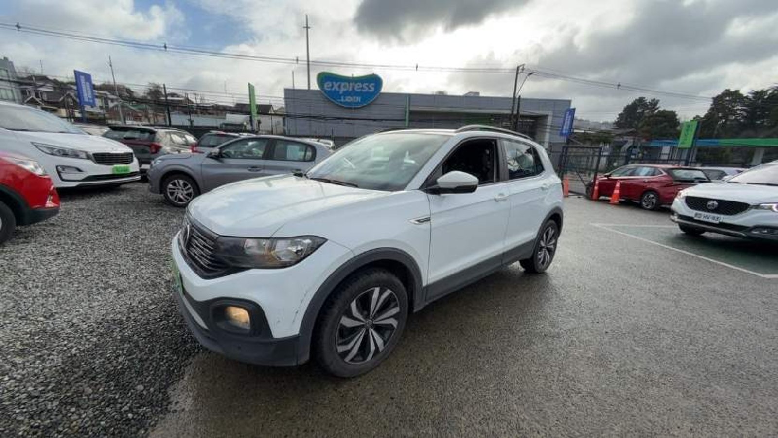 Volkswagen T-cross 1.0 Tsi Comfortline 4x2 Mt5 5p 2023 - Imagen 6 de 8
