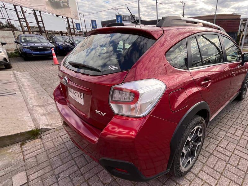 Subaru Xv 2.0 Awd Mt 5p 2017 - Imagen 4 de 5