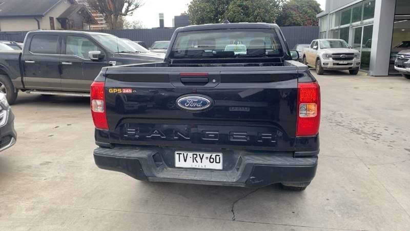Ford Ranger 2.0 Xl Diesel 4x4 Dob. Cab. Mt 4p 2025 - Imagen 5 de 5