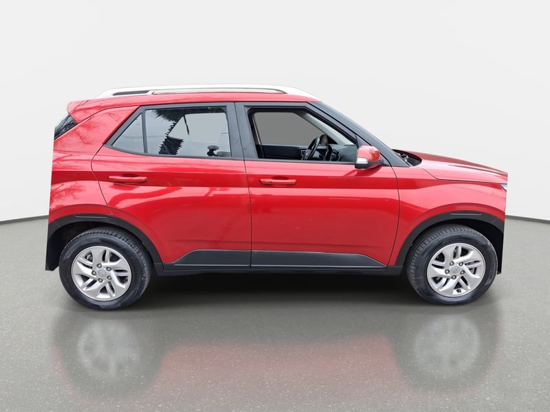 Hyundai Venue 1.6 Qx Value 4x2 Mt 5p 2020 - Imagen 8 de 8