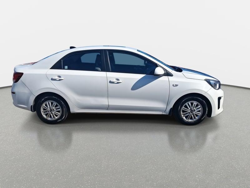 Kia Soluto 1.4 Ex Full 4x2 Srf Mt 4p 2025 - Imagen 8 de 8
