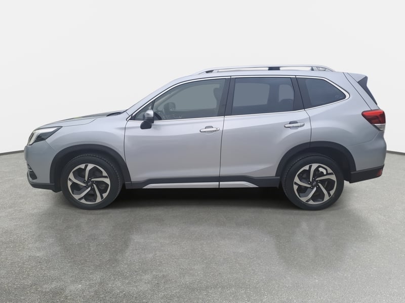 Subaru Forester 2.0i Limited Eyesight Awd At 5p 2024 - Imagen 4 de 8