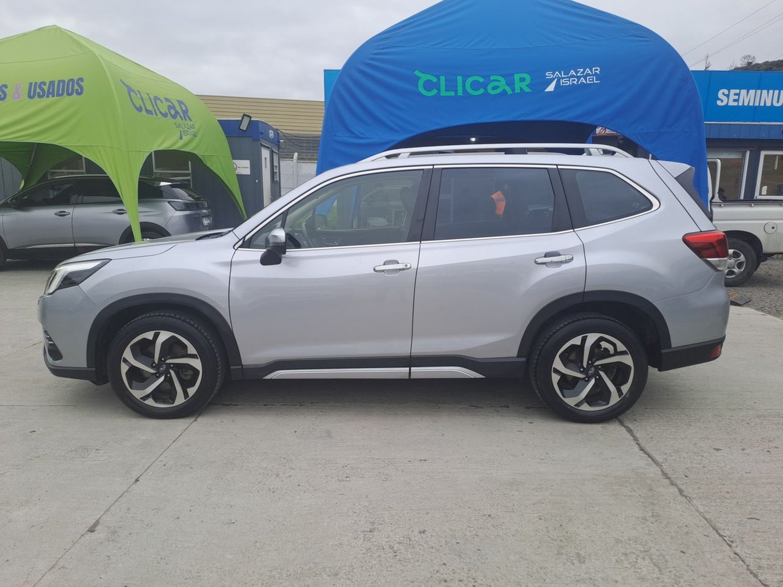 Subaru Forester 2.0i Limited Eyesight Awd At 5p 2024 - Imagen 4 de 8