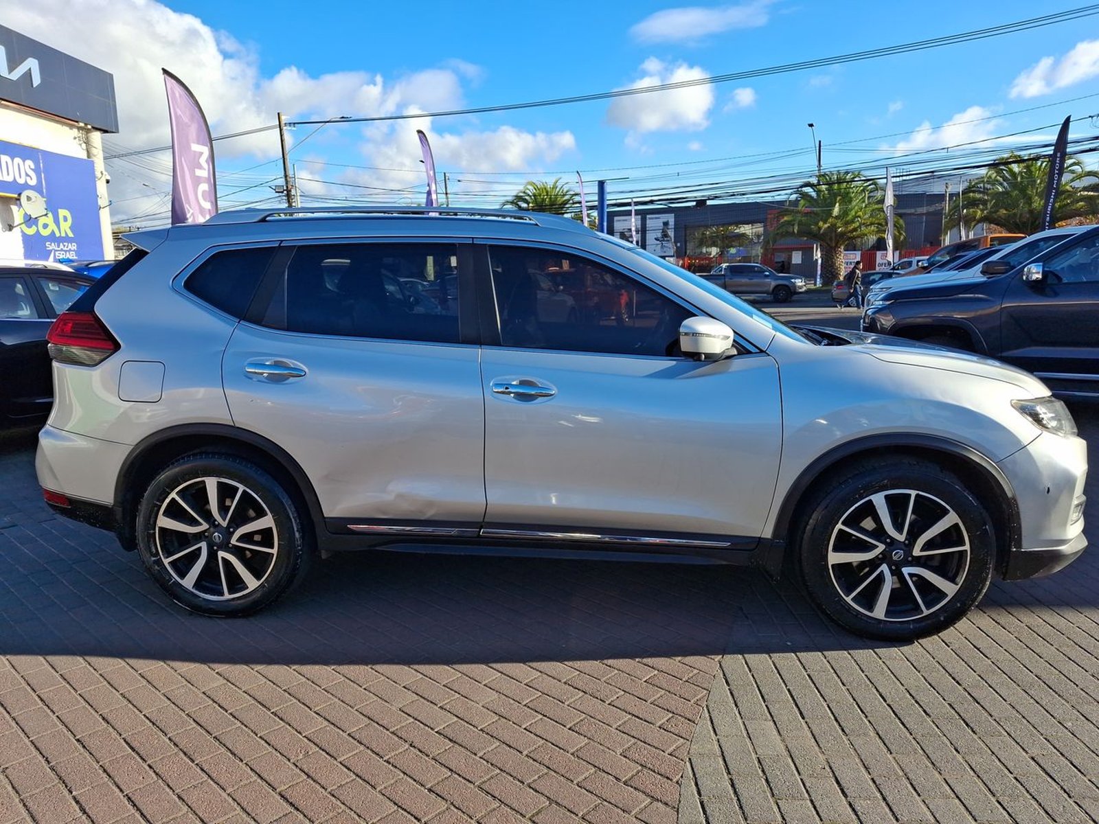 Nissan X-trail 2.5 Exclusive 4x4 Cvt At 5p 2020 - Imagen 8 de 8