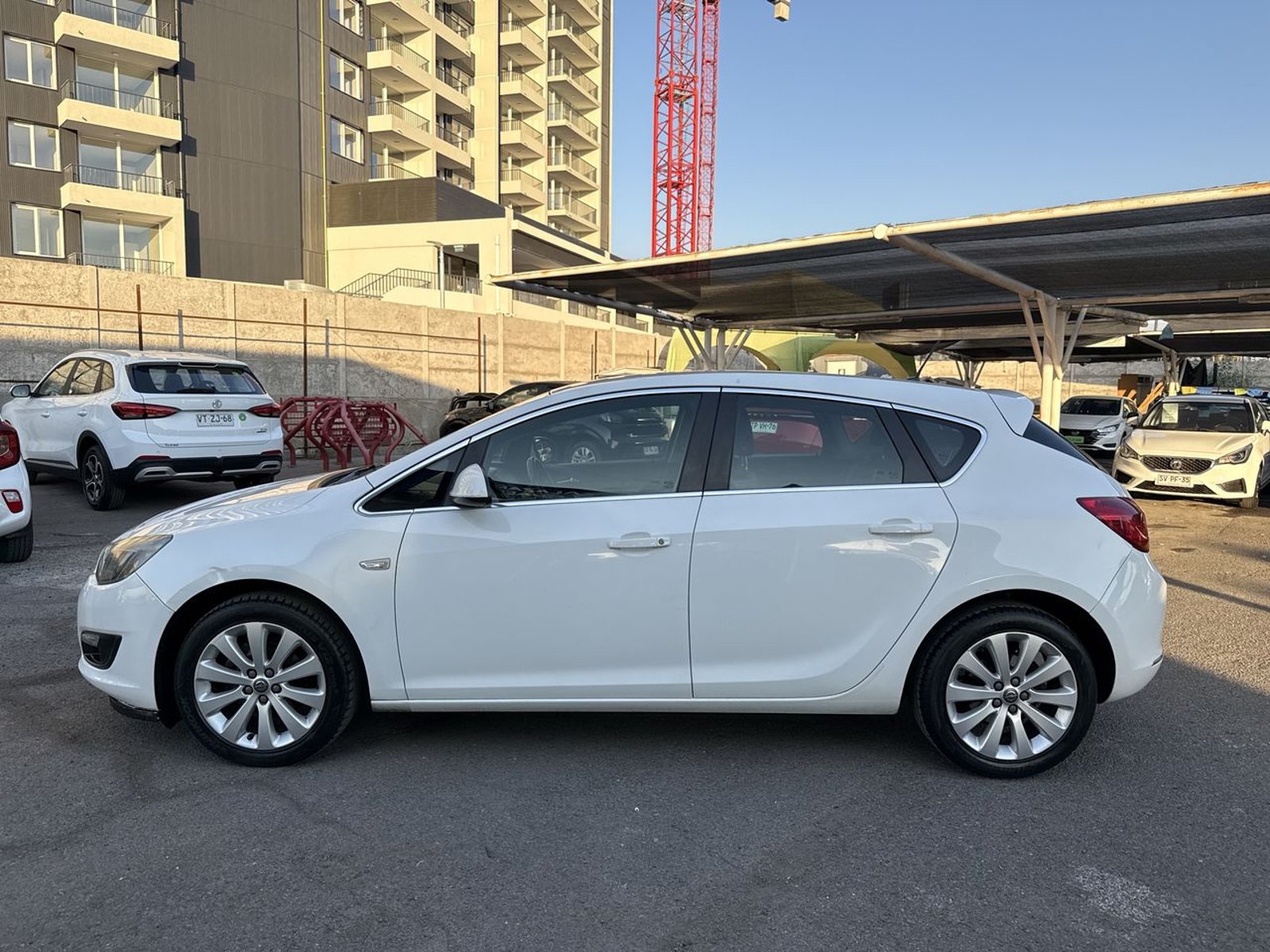 Opel Astra 1.4t Enjoy 4x2 Mt 5p 2016 - Foto 4 de 8