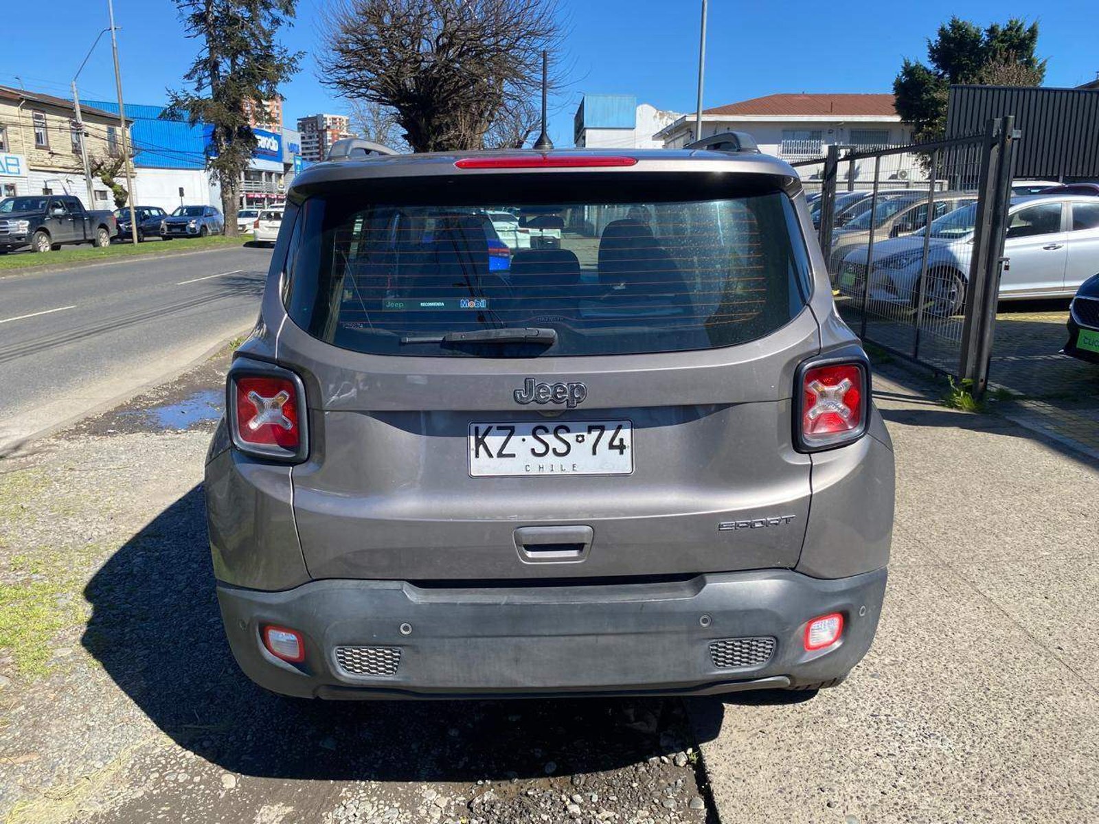 Jeep Renegade 1.8 Sport Lx 4x2 Radio 5 Mt 5p 2019 - Foto 5 de 5