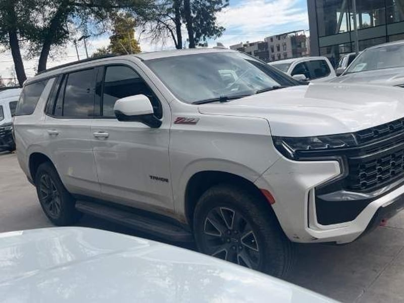 Chevrolet Tahoe 5.3 Z71 4wd At 5p 2024 - Imagen 3 de 5
