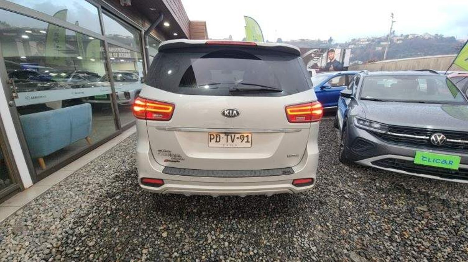 Kia Grand Carnival 2.2 Ex Diesel 4x2 8at 5p 2020 - Foto 5 de 8