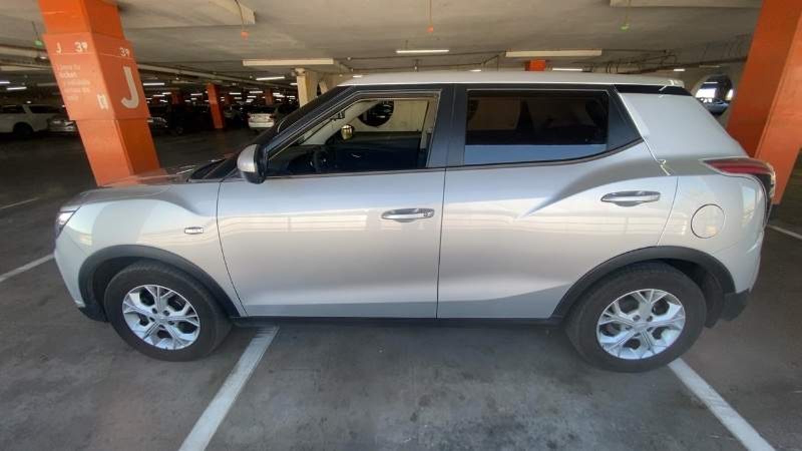 Ssangyong Tivoli 1.6 Lx Tx1010 4x2 Mt 5p 2022 - Imagen 8 de 8