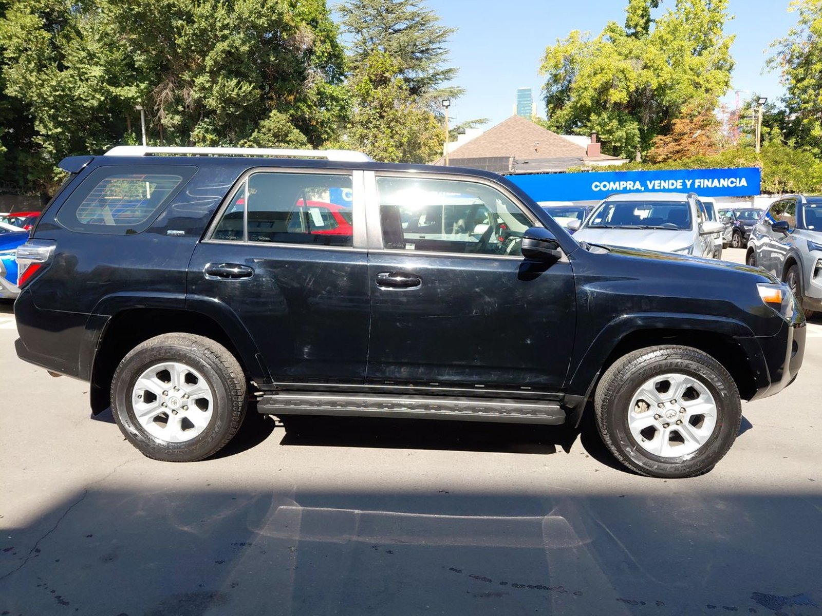 Toyota 4runner 4.0 Sr5 4x2 Control Volante Euro V At 5p 2022 - Imagen 8 de 8