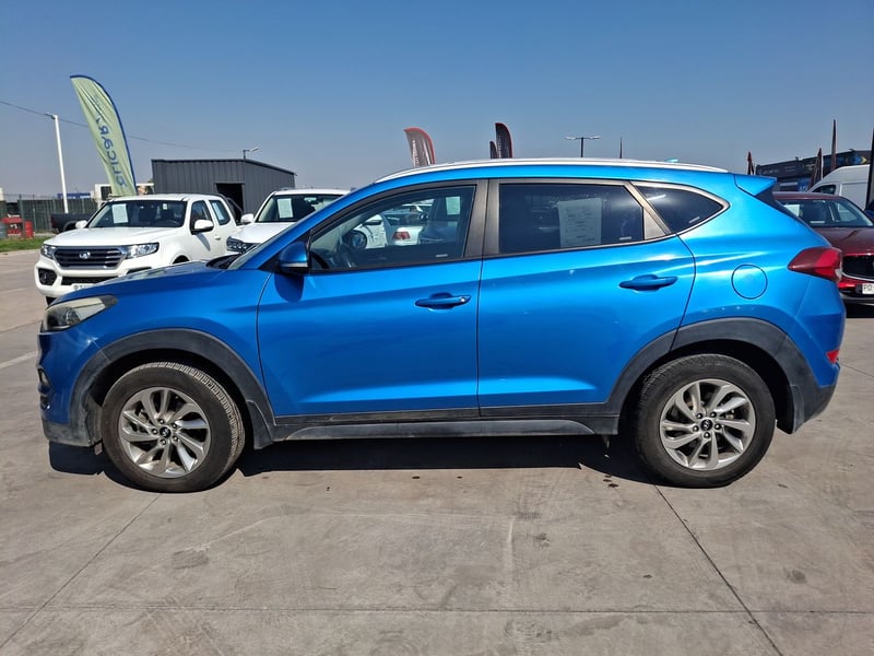Hyundai Tucson 2.0 Crdi Diesel Advance 4x2 At 5p 2018 - Imagen 4 de 8