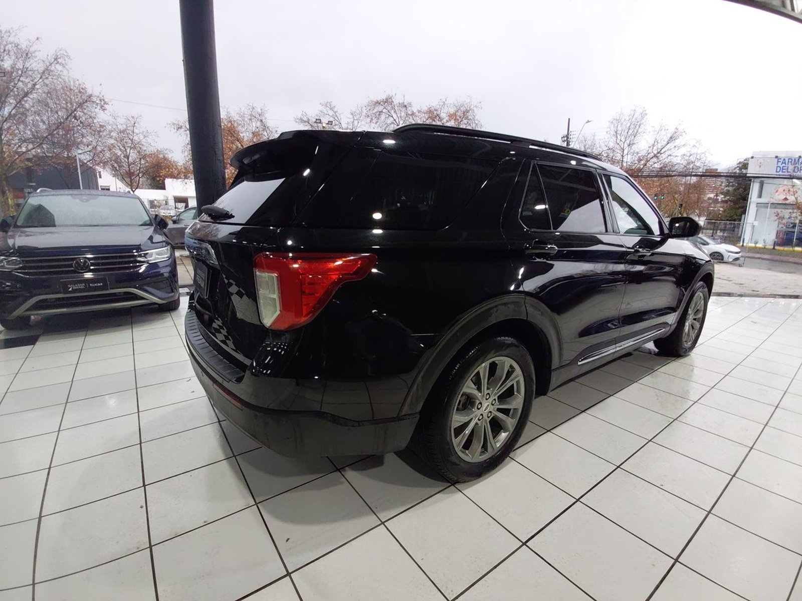 Ford Explorer 2.3 Ecoboost Xlt 4x2 At 5p 2022 - Imagen 7 de 8