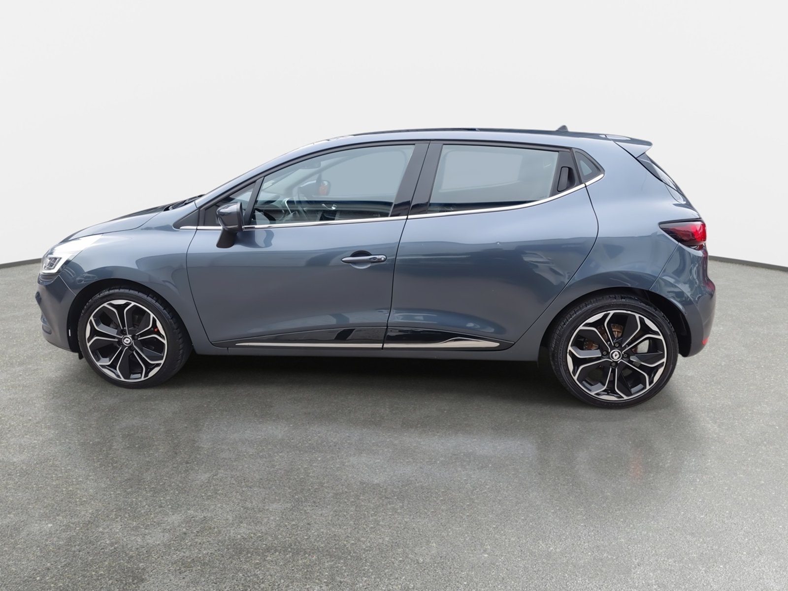 Renault Clio 0.9t Dynamique 4x2 Hb Mt 5p 2020 - Foto 4 de 8