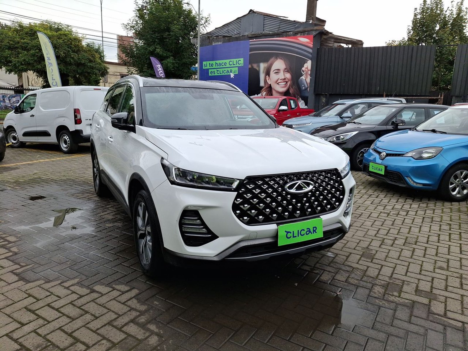 Chery Tiggo 7 Pro 1.5t Glx 4x2 Bicolor Cvt At 5p 2023 - Foto 4 de 8