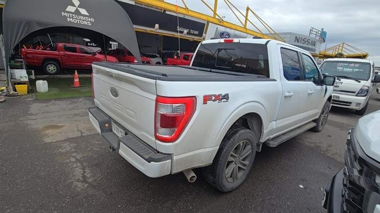 Ford F-150 5.0 Lariat Sport Cc Dob. Cab. 4x4 At 4p 2024 - Imagen 4 de 5