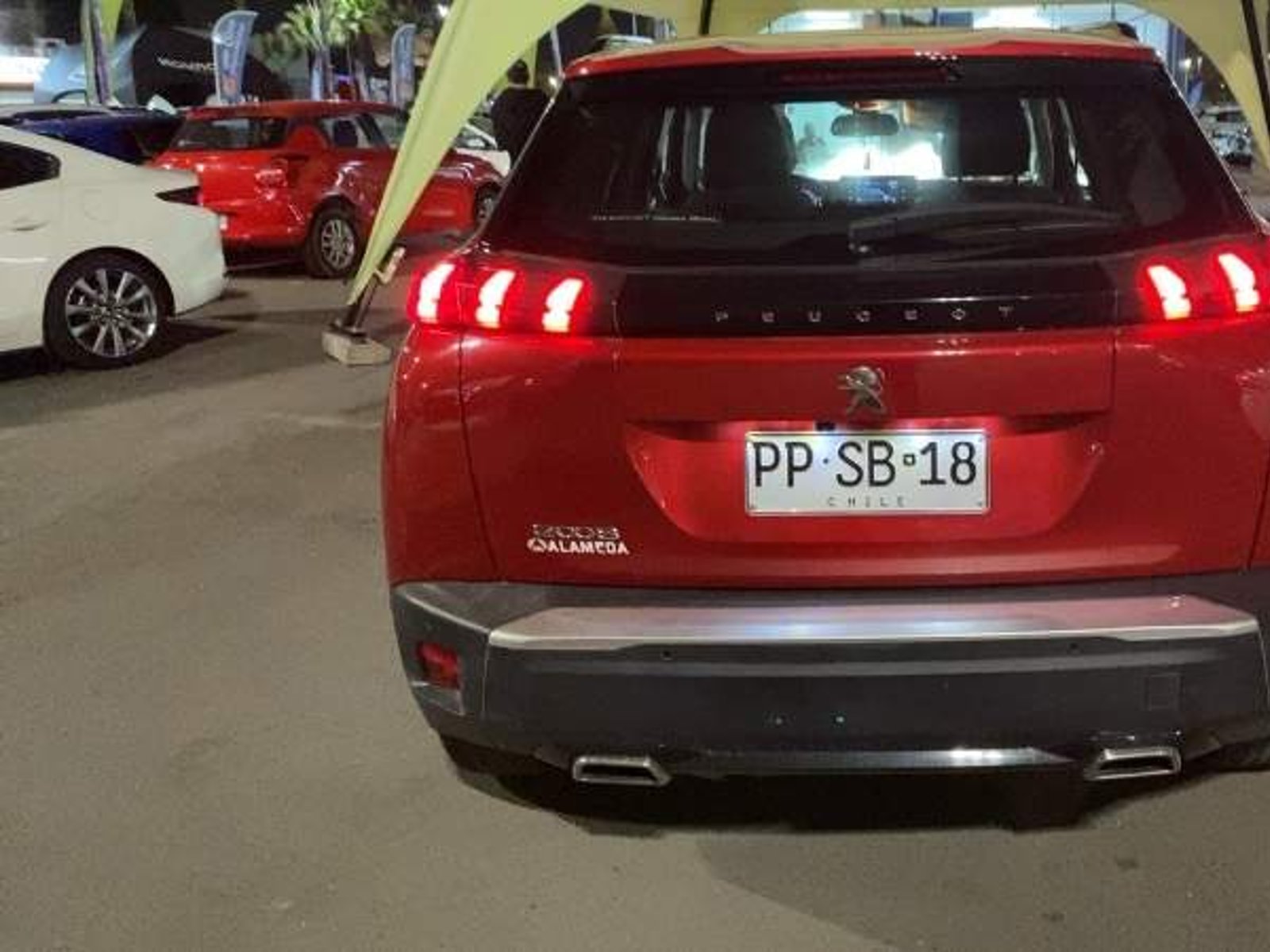 Peugeot 2008 1.2 Active Puretech 4x2 130 Mt 5p 2021 - Foto 5 de 5