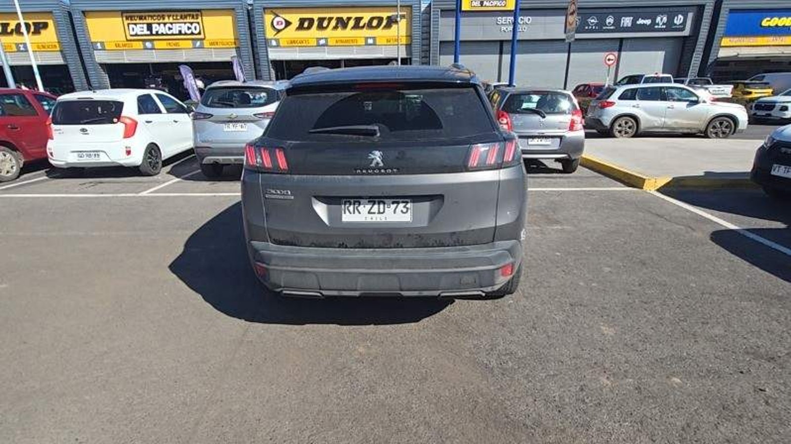 Peugeot 3008 1.5 Allure Pack Bluehdi 4x2 130 Eat8 5p 2022 - Imagen 4 de 4