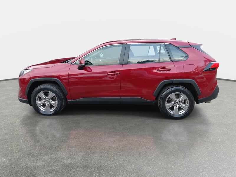 Toyota Rav 4 2.0 Le 4x2 Mt 5p 2023 - Imagen 4 de 8