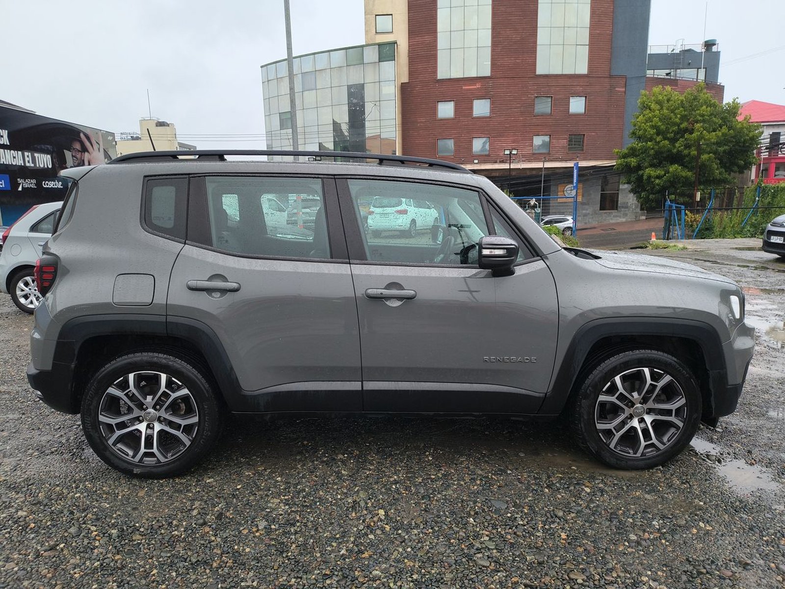Jeep Renegade 1.3t Longitude X 4x2 At 5p 2023 - Imagen 8 de 8