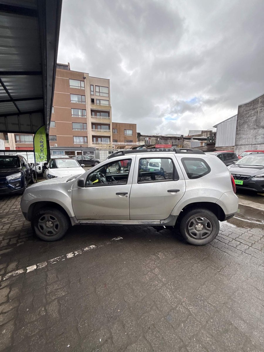 Renault Duster 1.6 Life 4x2 5mt 5p 2018 - Imagen 8 de 8