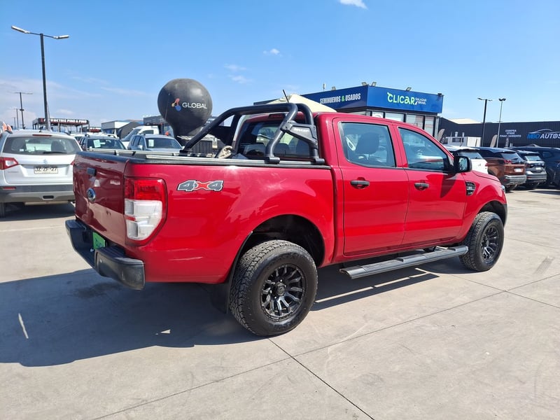 Ford Ranger 2.2 Xl Euro 6 Diesel 4x4 Dob. Cab. Mt 4p 2023 - Imagen 7 de 8