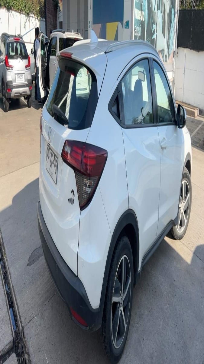 Honda Hr-v 1.8 Exl Cvt 4x2 At 5p 2021 - Imagen 3 de 4